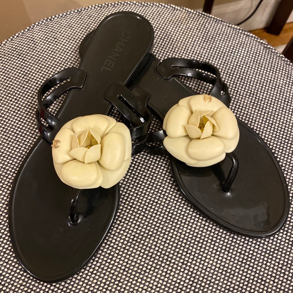 Chanel Jelly Camellia jelly sandals